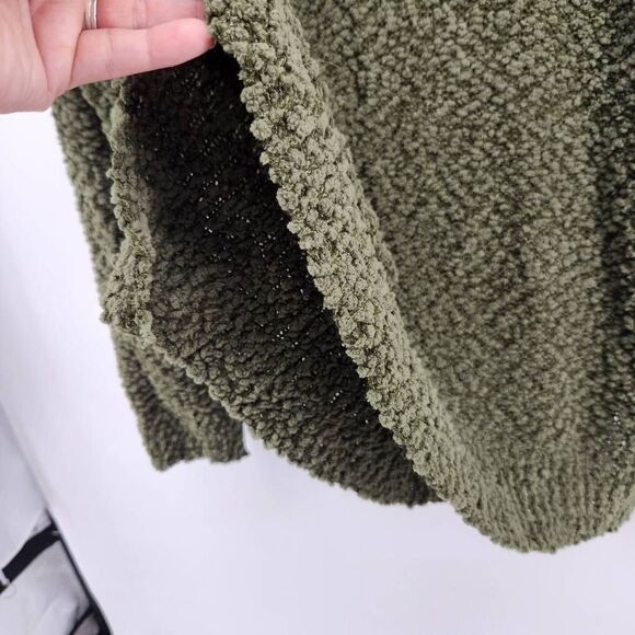 How Very Loved Green Wooly Fuzzy Sweater Women's Plus 1X - Picture 4 of 6